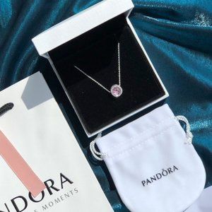 Pandora Jewelry - 🎆NWT Pink Heart Of The Ocean Chain Necklace Pandora Jewelry - 🎆NWT Pink Heart Of The Ocean Chain Necklace